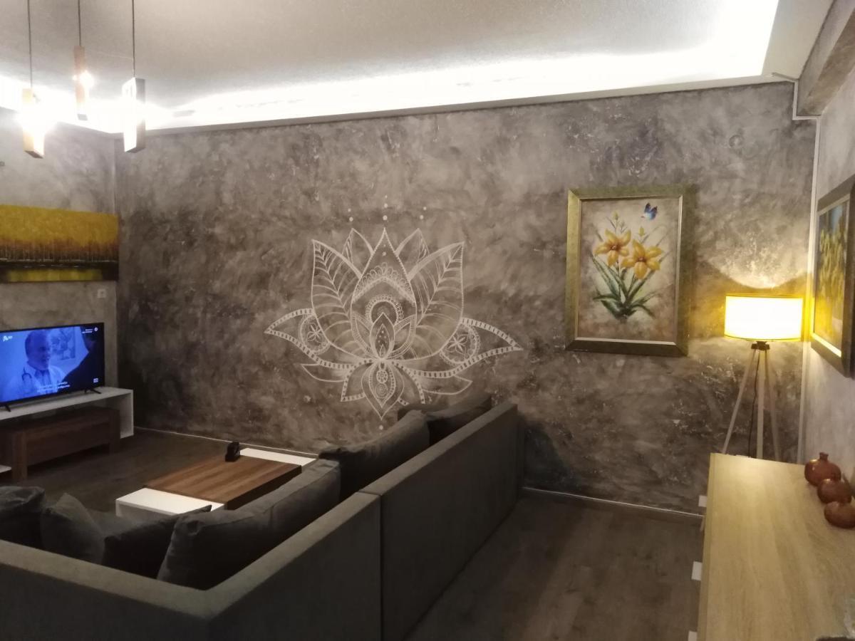 Dimitra Apartment คิปปาริสเซีย ภายนอก รูปภาพ