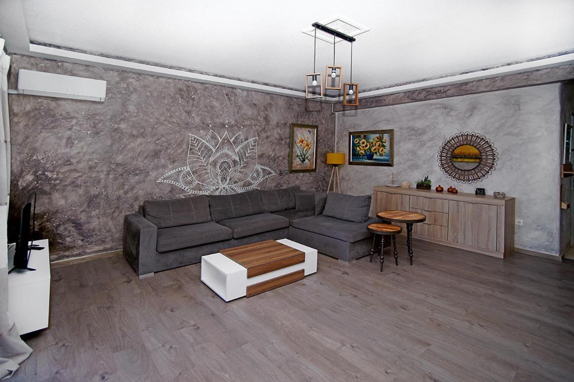 Dimitra Apartment คิปปาริสเซีย ภายนอก รูปภาพ